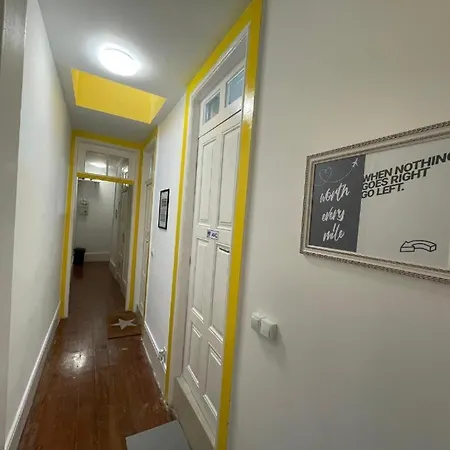Hostel Owls Porto